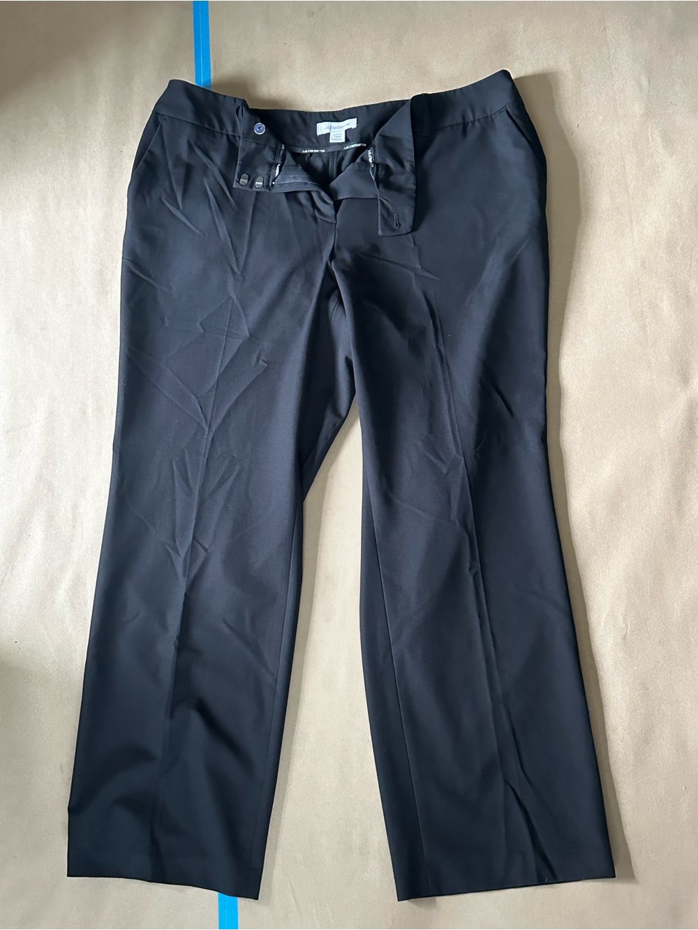 Liz Claiborne Black Women’s Dress Pants - Straight Leg
